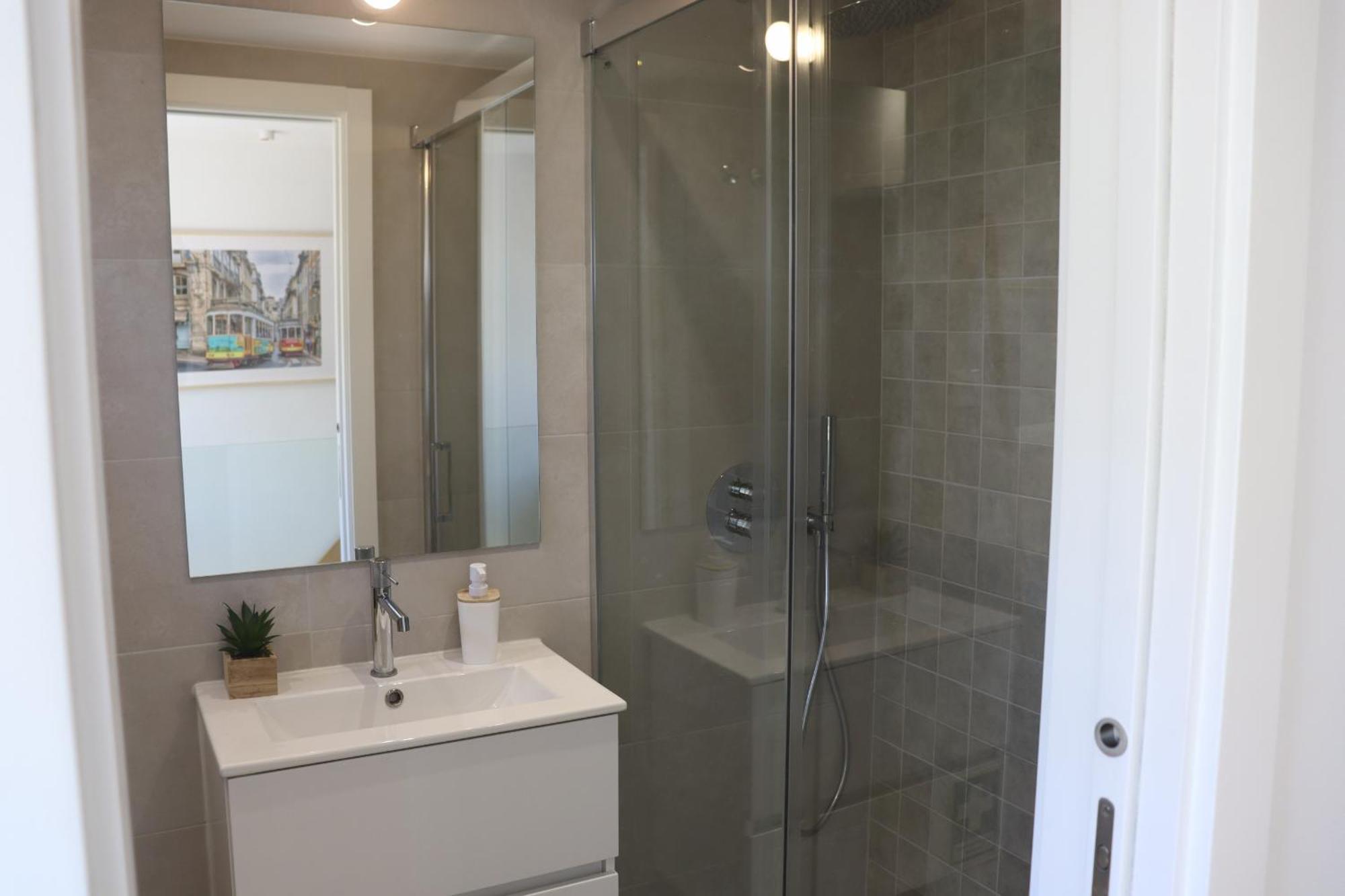 Lisbon, T2 Renewed Duplex With River View, Beato, Lisboa Екстериор снимка