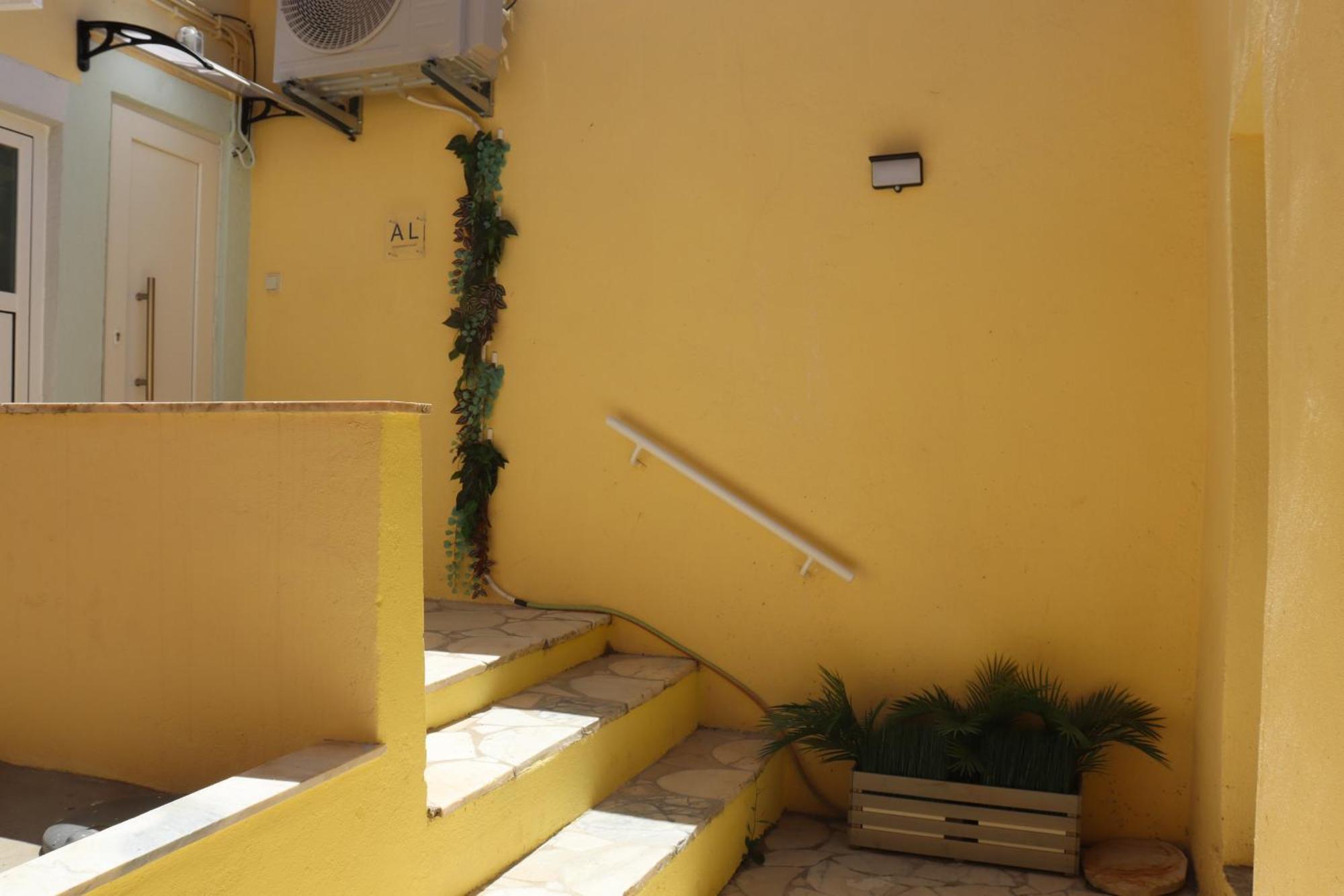 Lisbon, T2 Renewed Duplex With River View, Beato, Lisboa Екстериор снимка