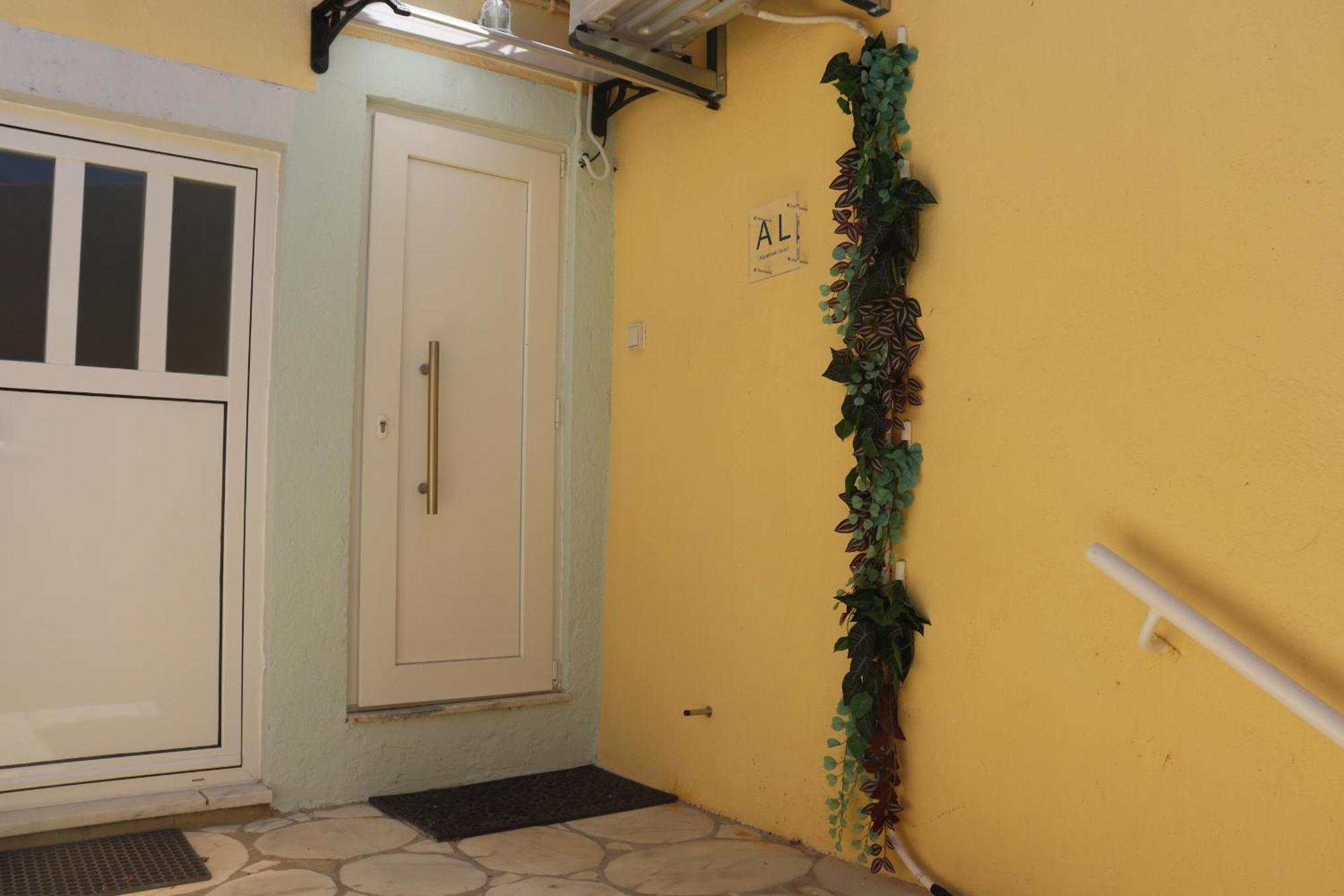 Lisbon, T2 Renewed Duplex With River View, Beato, Lisboa Екстериор снимка